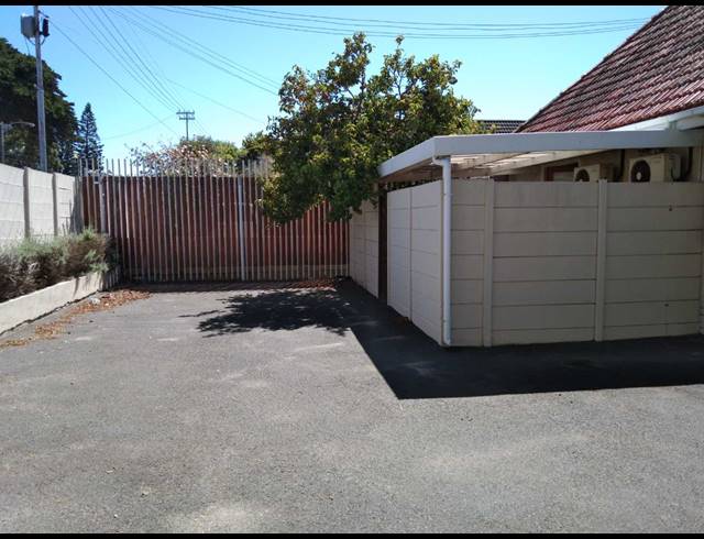 250M² TRAINING FACILITY FOR SALE IN PLUMSTEAD
